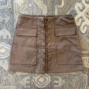 Boutique DO+BE lace up mini skirt with pockets size medium